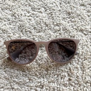 Ray Bans Sunglasses with Case and Clean rag